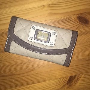 Guess wallet
